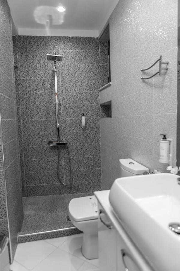 Spacious City Paradise - 3Br Apt In The Heart Of Tirana Exterior foto